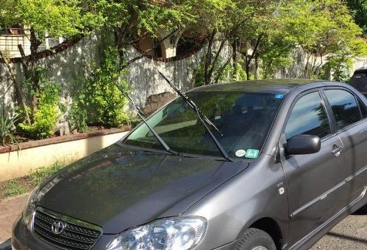 2nd Hand Toyota Altis 2005 at 70000 km for sale-1