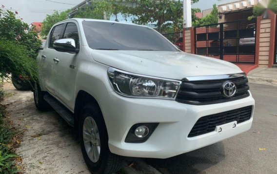 Sell White 2016 Toyota Hilux in Quezon City-1