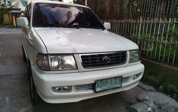 Selling 2nd Hand Toyota Revo 2002 Manual Gasoline at 130000 km in Valenzuela