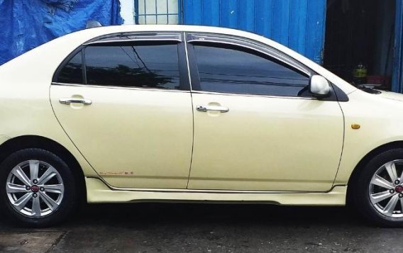 White Toyota Altis 2005 for sale in Manila-5