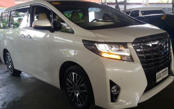 Selling Used Toyota Alphard 2015 in Pasig-2