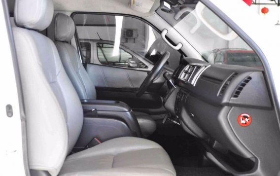 2nd Hand Toyota Grandia 2016 for sale in Quezon City-6