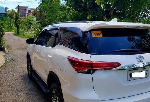 Used Toyota Fortuner 2018 for sale in Laoag -3