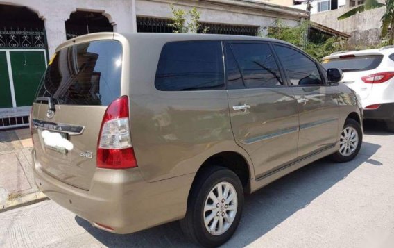 Sell 2nd Hand 2013 Toyota Innova in Marikina-1