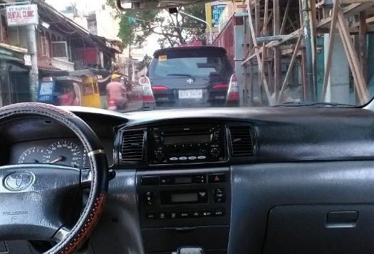 White Toyota Altis 2005 for sale in Manila-7