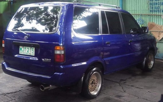 2nd Hand Toyota Revo 1999 at 130000 km for sale-8