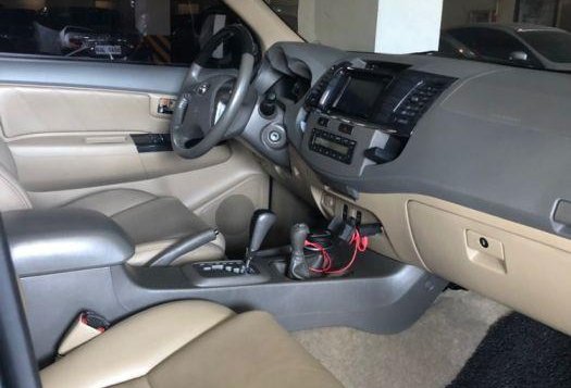 2012 Toyota Fortuner for sale in Mandaluyong-9