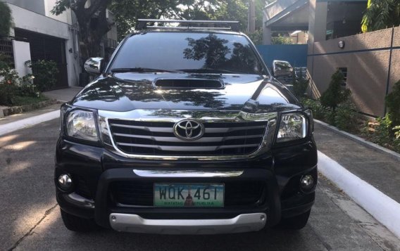 Selling Toyota Hilux Automatic Diesel in Parañaque-7