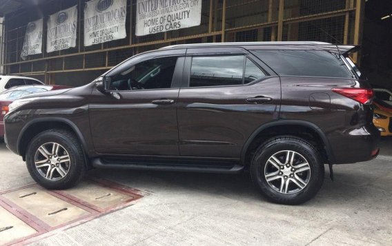 Selling Used Toyota Fortuner 2018 in Quezon City-2