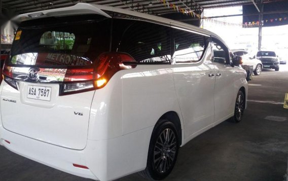 Selling Used Toyota Alphard 2015 in Pasig-3