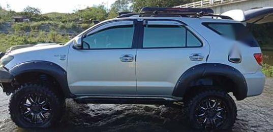 Used Toyota Fortuner 2005 for sale in Manila-4