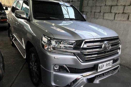 Sell Silver 2018 Toyota Land Cruiser at 7000 km in Quezon City