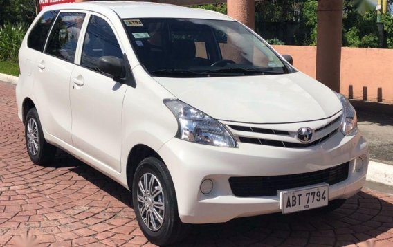 Selling 2nd Hand Toyota Avanza 2015 in Dasmariñas