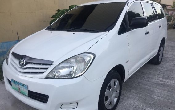 Selling Used Toyota Innova 2012 Manual Diesel at 80000 km in Marilao