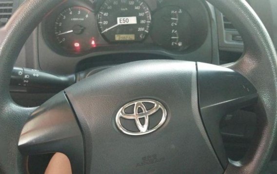 Selling 2nd Hand Toyota Hilux 2013 at 89000 km in Imus