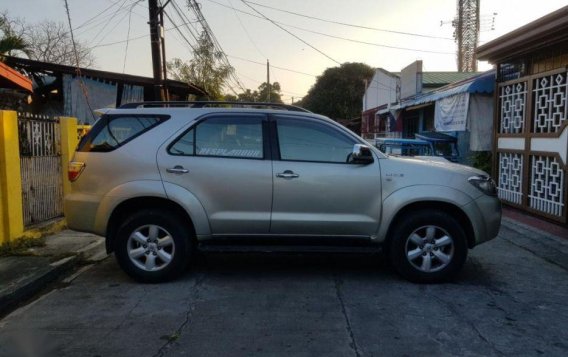 Toyota Fortuner 2009 Automatic Diesel for sale in San Pedro-1