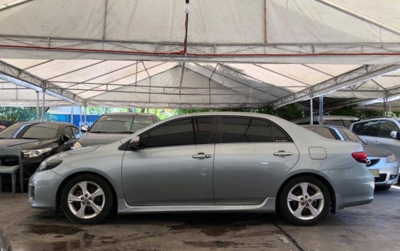 Toyota Corolla Altis 2012 Automatic Gasoline for sale in Makati-6