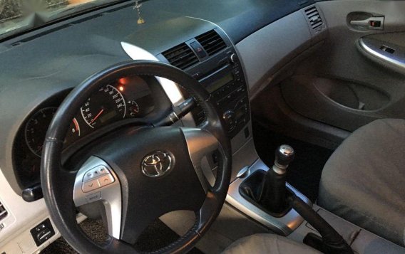 Sell Used 2013 Toyota Altis at 90000 km in Marikina-1