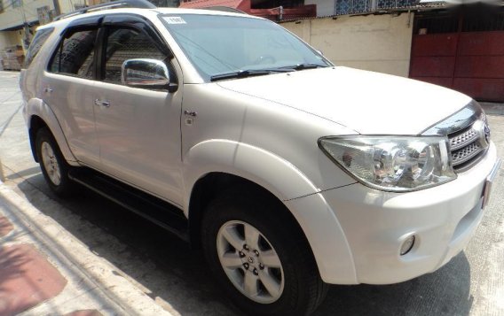 2nd Hand Toyota Fortuner 2010 for sale in Quezon City