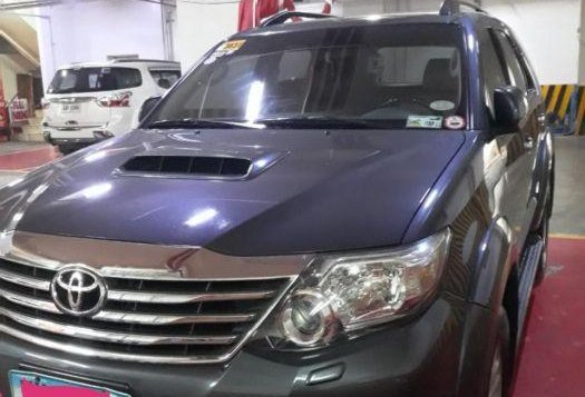 Selling Used Toyota Fortuner 2013 in Quezon City