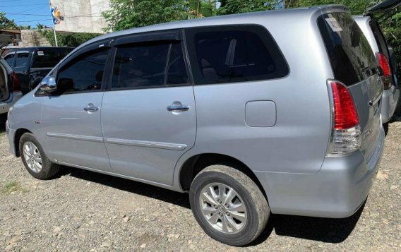 Selling Toyota Innova 2010 at 70000 km in Santiago