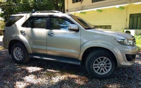 Selling Used Toyota Fortuner in Camiling-3