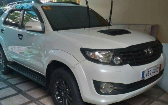 2nd Hand Toyota Fortuner 2016 for sale in Pateros-2