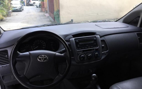 Selling Toyota Innova 2013 Manual Diesel in Quezon City-9