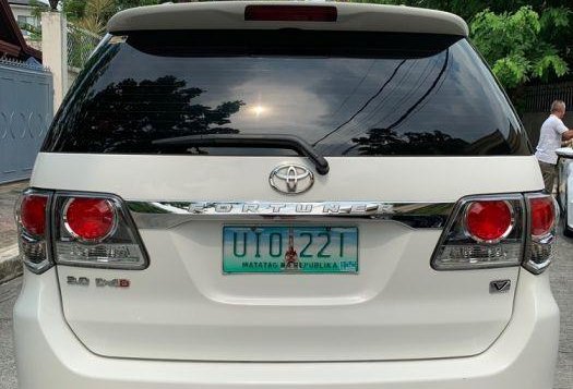 Selling Toyota Fortuner 2012 Automatic Diesel in Quezon City-3