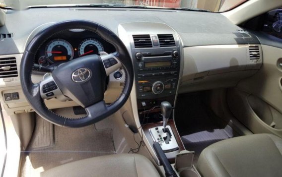 2013 Toyota Corolla Altis for sale in Quezon City-9
