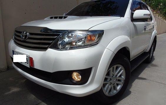 Selling 2nd Hand Toyota Fortuner 2014 Automatic Diesel at 30000 km in Quezon City