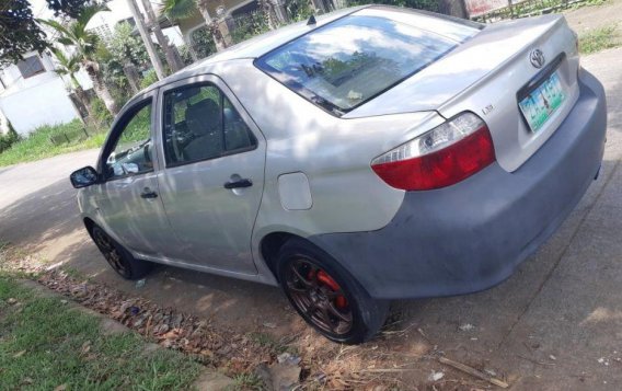 Selling 2nd Hand Toyota Vios 2005 in San Pablo-2