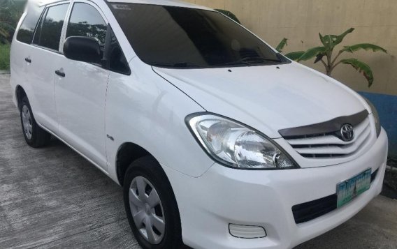 Selling Used Toyota Innova 2012 Manual Diesel at 80000 km in Marilao-9