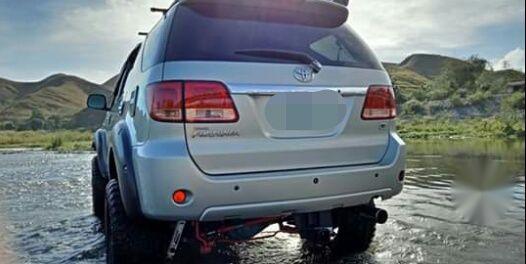 Used Toyota Fortuner 2005 for sale in Manila-8