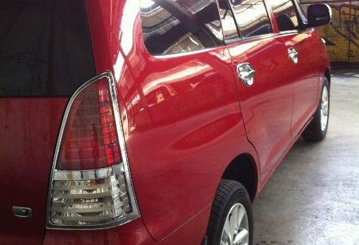 Red Toyota Innova 2011 for sale in Manual-4