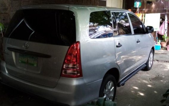 Selling 2nd Hand Toyota Innova 2006 at 130000 km in Pasig-3