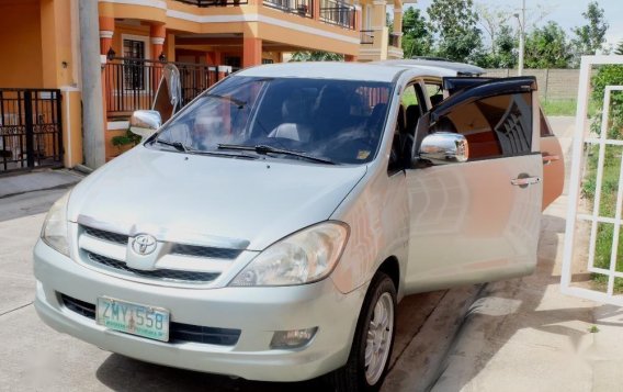 2nd Hand Toyota Innova 2007 Automatic Gasoline for sale in Lipa-2