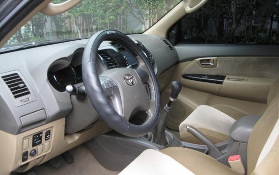 Toyota Fortuner 2013 Manual Diesel for sale in Caloocan-4