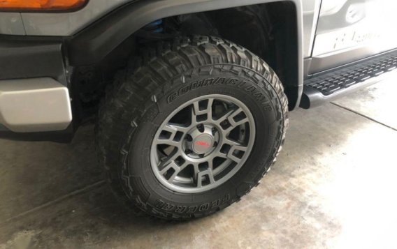 Selling Toyota Fj Cruiser 2014 Automatic Gasoline in Cebu City-2