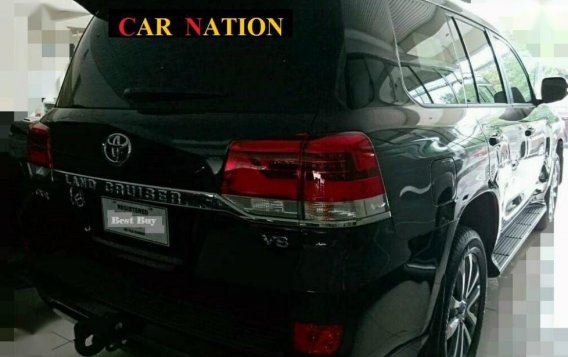 Selling New Toyota Land Cruiser 2019 Automatic Diesel in Quezon City-1