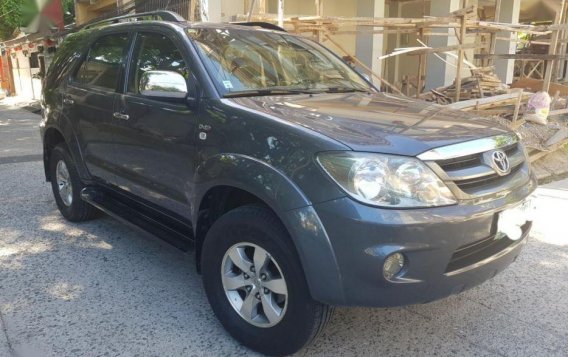 Selling Toyota Fortuner 2005 Automatic Diesel in Pasig-4