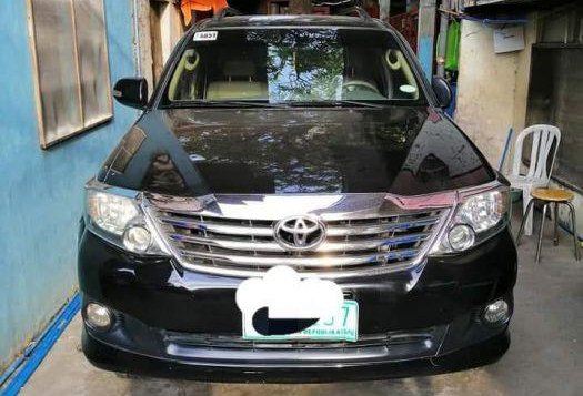 Selling Toyota Fortuner 2012 Automatic Gasoline in Parañaque-4