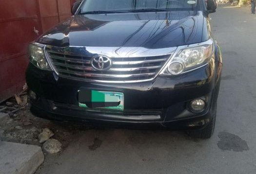 Selling Toyota Fortuner 2012 Automatic Gasoline in Parañaque