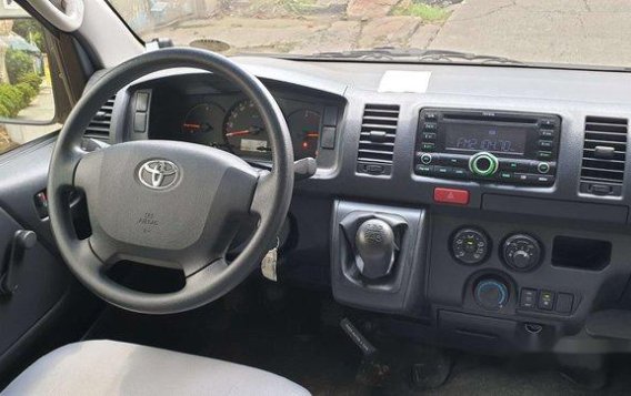 Selling White Toyota Hiace 2019 Manual Diesel at 2000 km in Quezon City-5