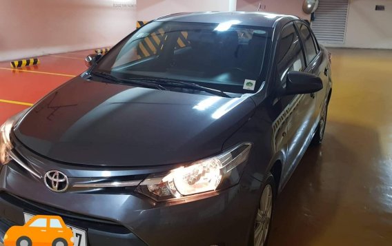 Grey Toyota Vios 2014 Sedan at 60000 km for sale in Manila-5