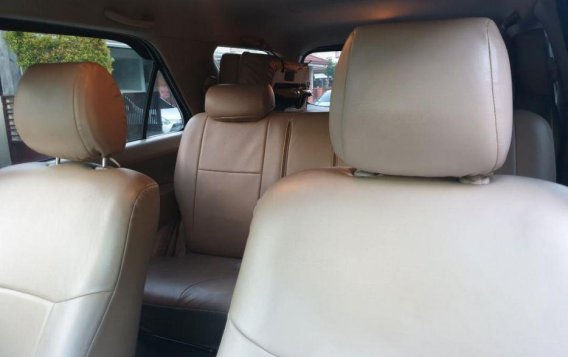 2nd Hand Toyota Fortuner 2006 Automatic Diesel for sale in Bacolor-8