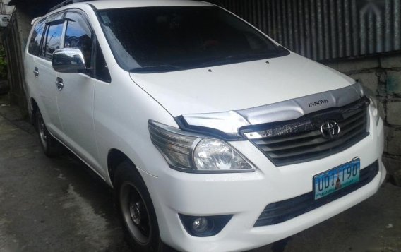 Selling 2nd Hand Toyota Innova 2013 Manual Diesel at 70000 km in Baguio-1