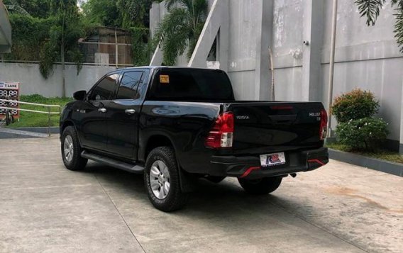 Selling Used Toyota Hilux 2019 Manual Gasoline at 10000 km in Quezon City-3