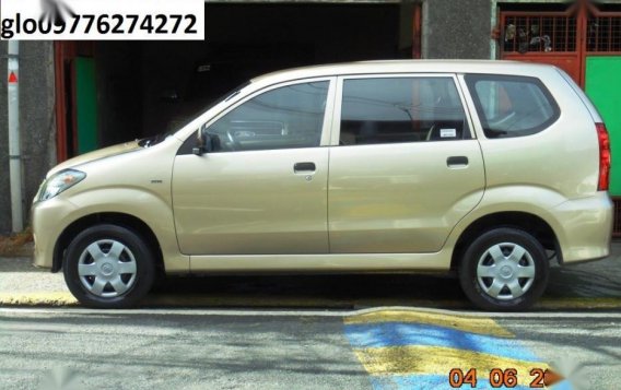 Selling 2nd Hand Toyota Avanza 2009 Manual Gasoline in Mandaluyong-2