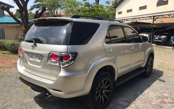 Selling Used Toyota Fortuner 2014 Manual Diesel at 50000 km in Marilao-3